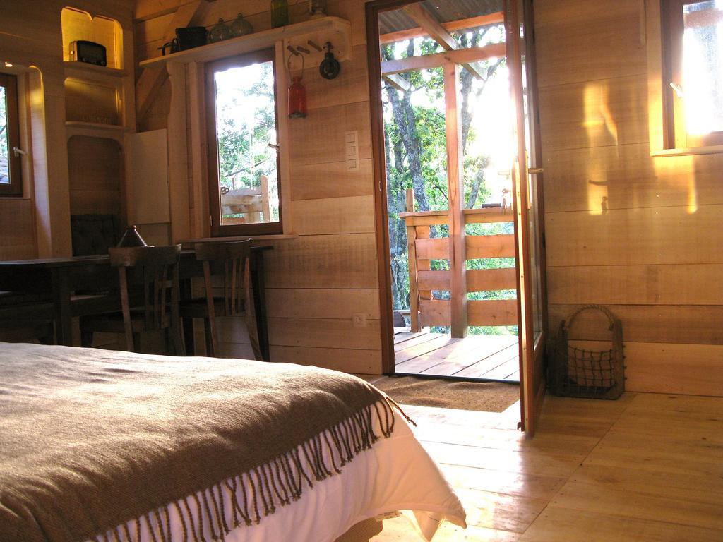 Les Cabanes Du Tertre Urval Экстерьер фото
